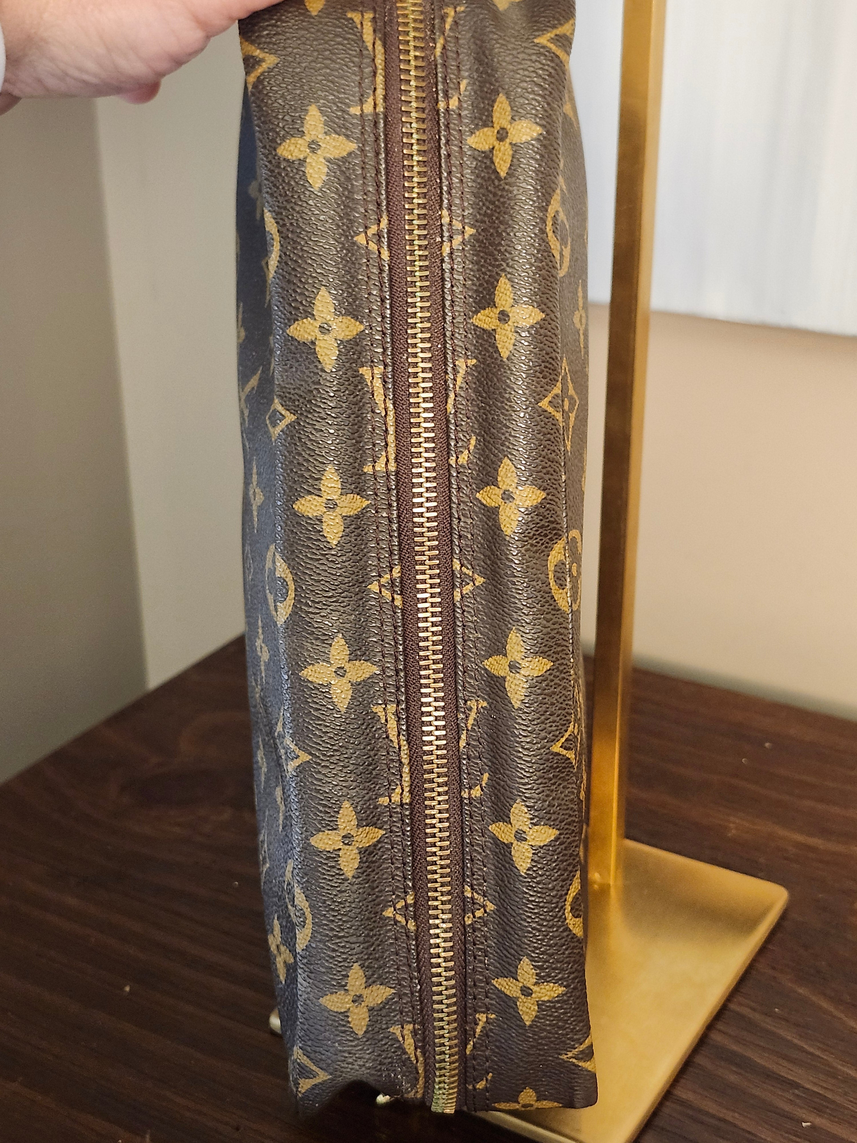 Louis Vuitton Monogram Trousse Toilette 28 Travel Pouch