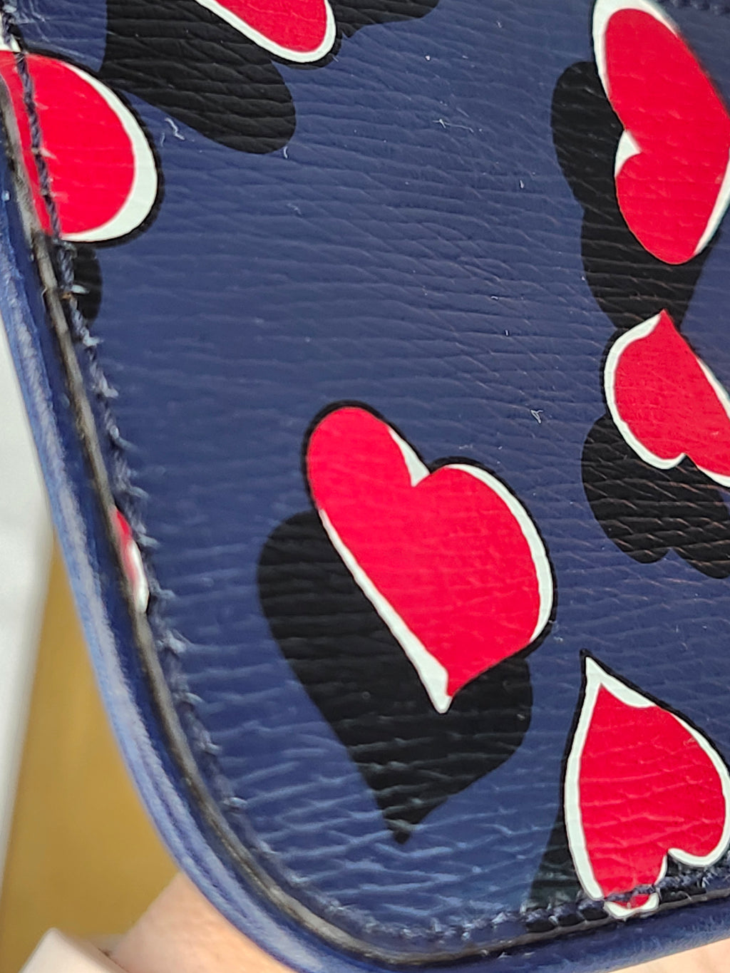 Gucci Bloom Navy Heart Print Women's Coin Key Purse