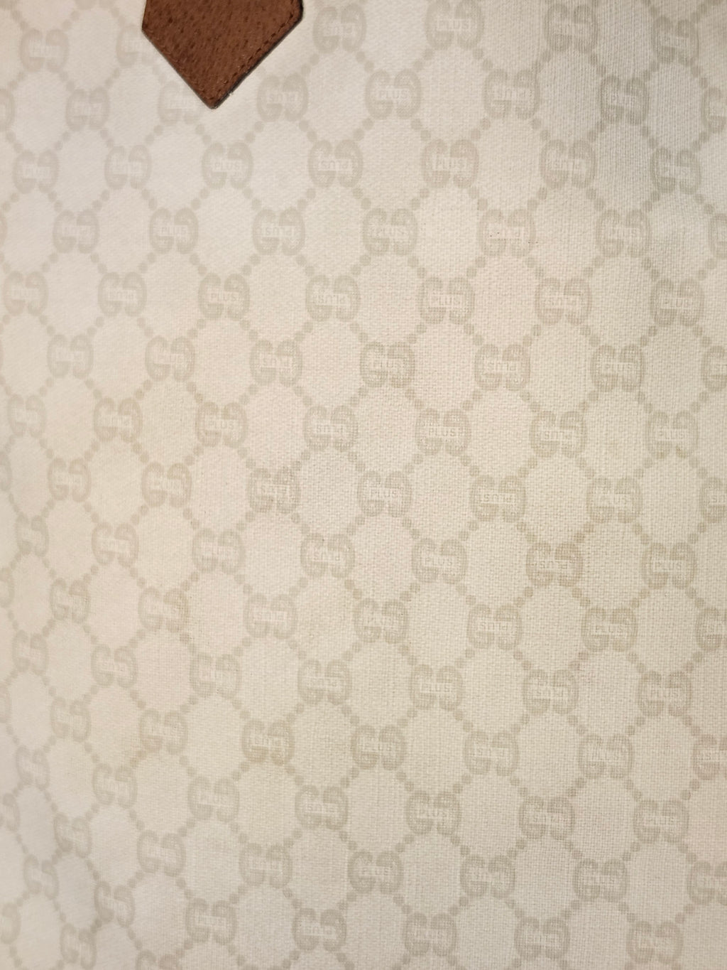 Gucci GG Plus White Sherry Line Supreme Tall Tote
