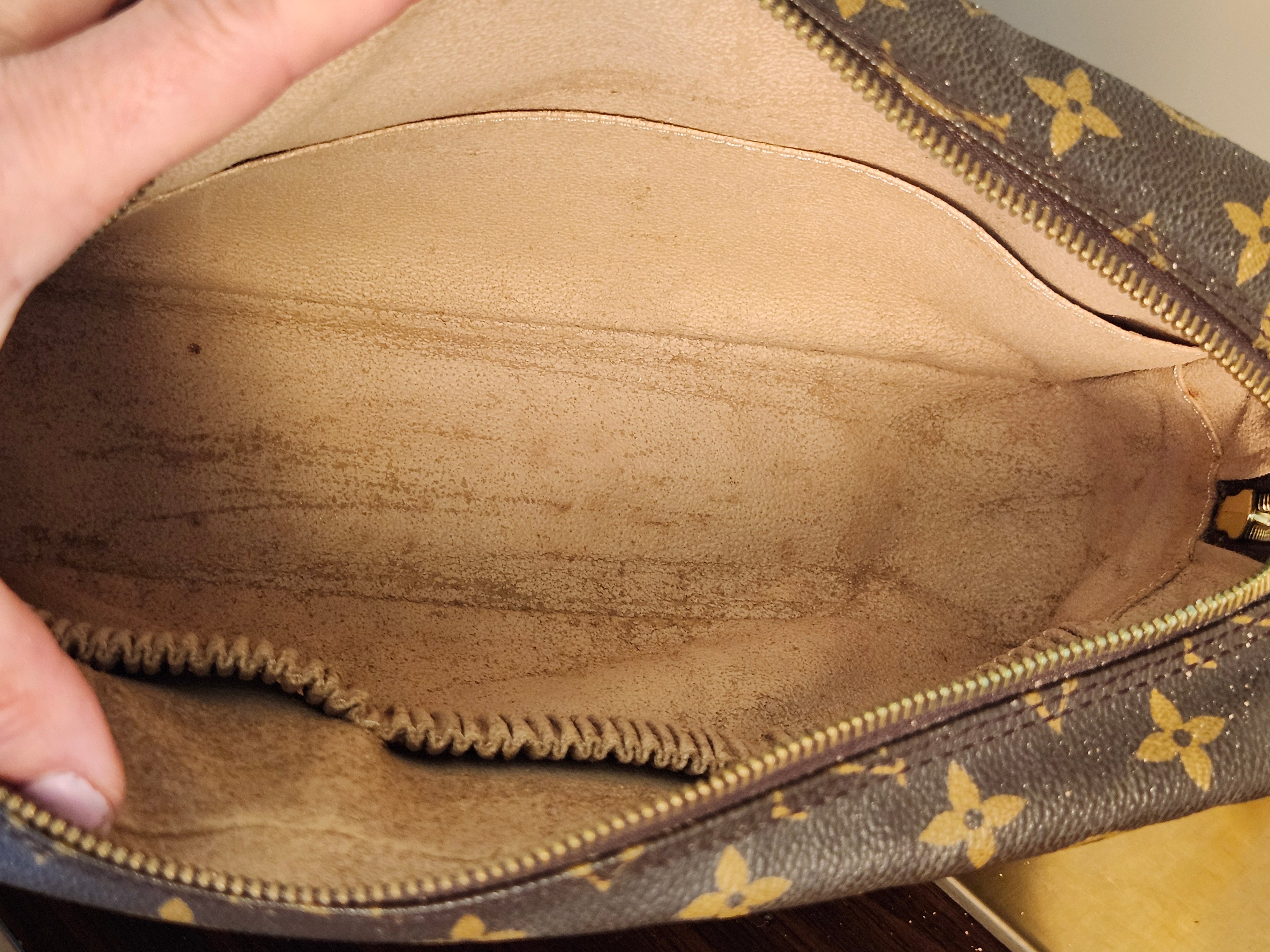 Louis Vuitton Monogram Trousse Toilette 28 Travel Pouch